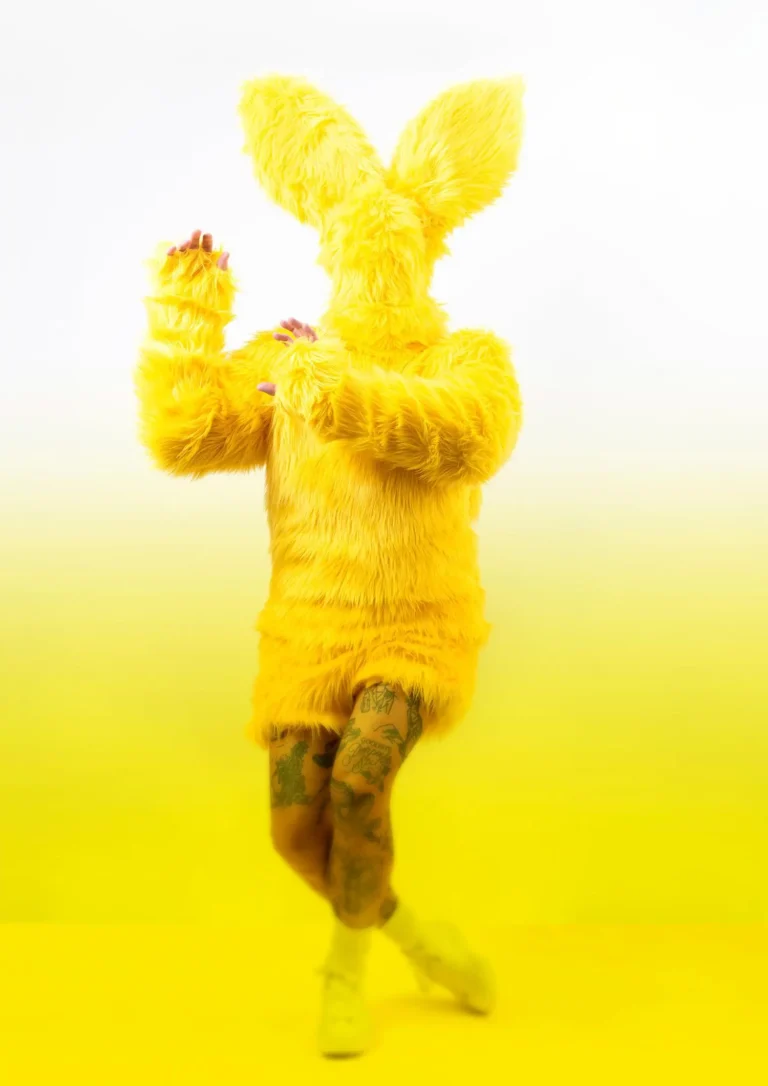 Hat trick (yellow)