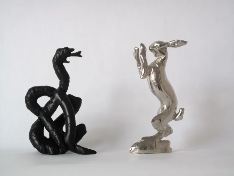 Broad Headed Snake & Rabbit (Pawns)