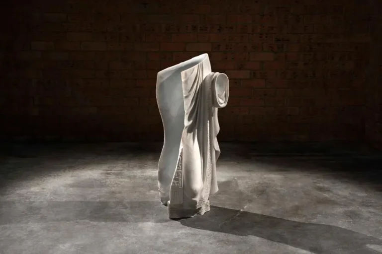 Robes of the Effigy